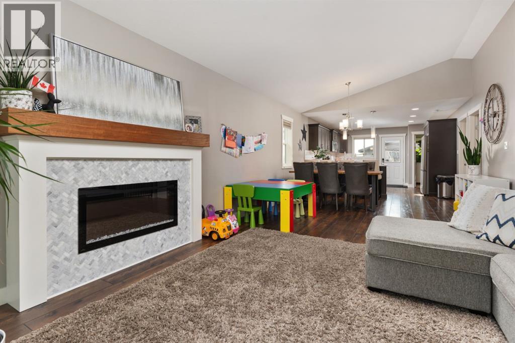 4432 75 Street, Camrose, Alberta  T4V 5C8 - Photo 4 - A2257357