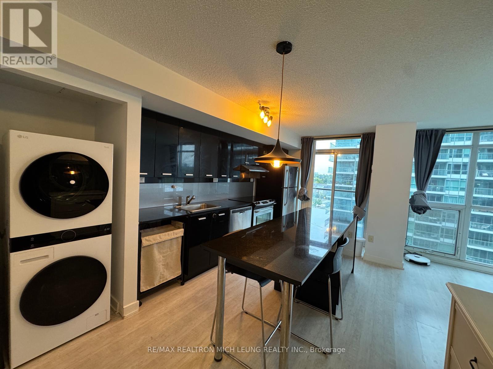 809b - 19 Singer Court, Toronto, Ontario  M2K 0B2 - Photo 2 - C12417929