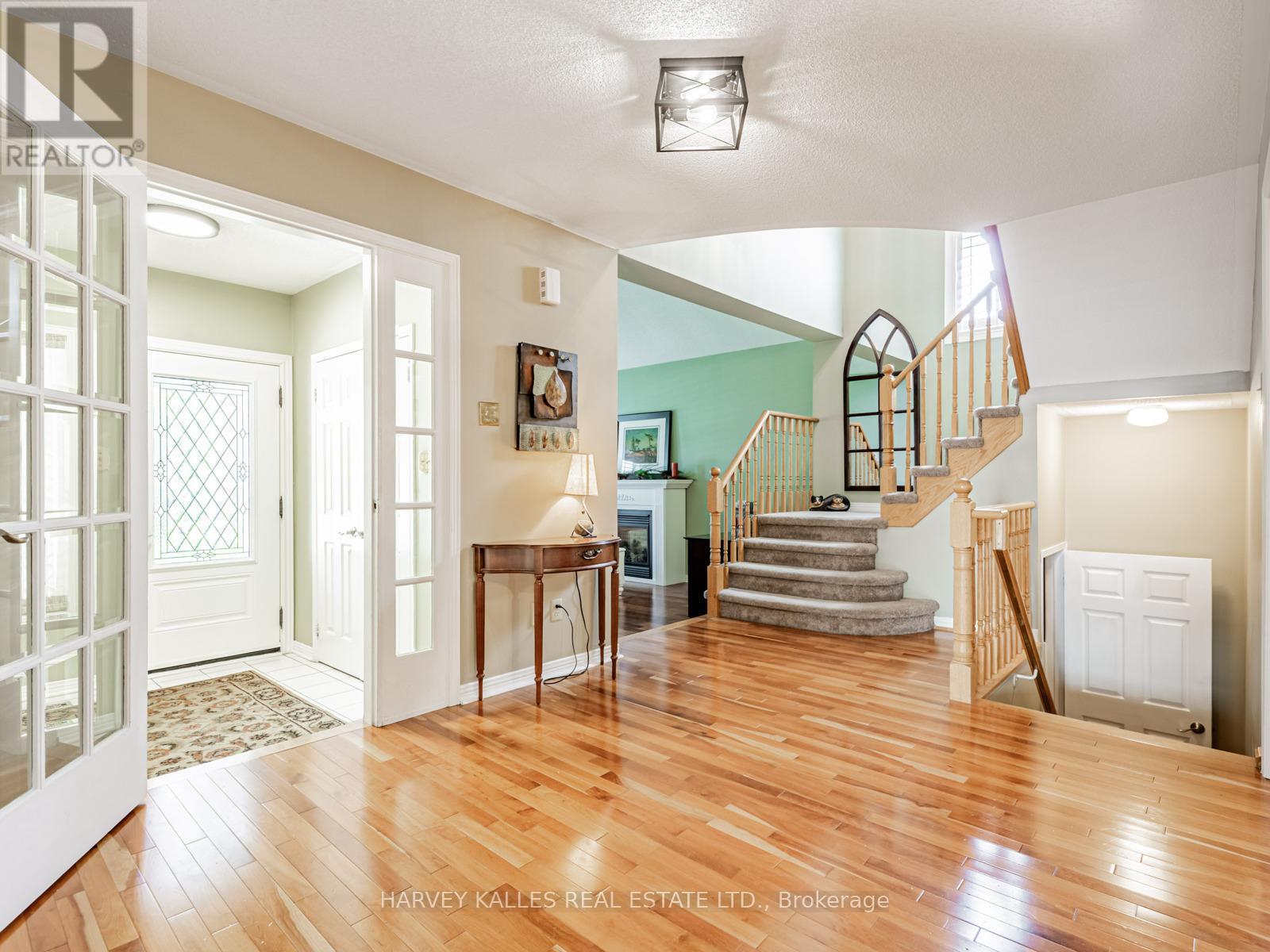 49 Rothean Drive, Whitby, Ontario  L1P 1L5 - Photo 3 - E12427593