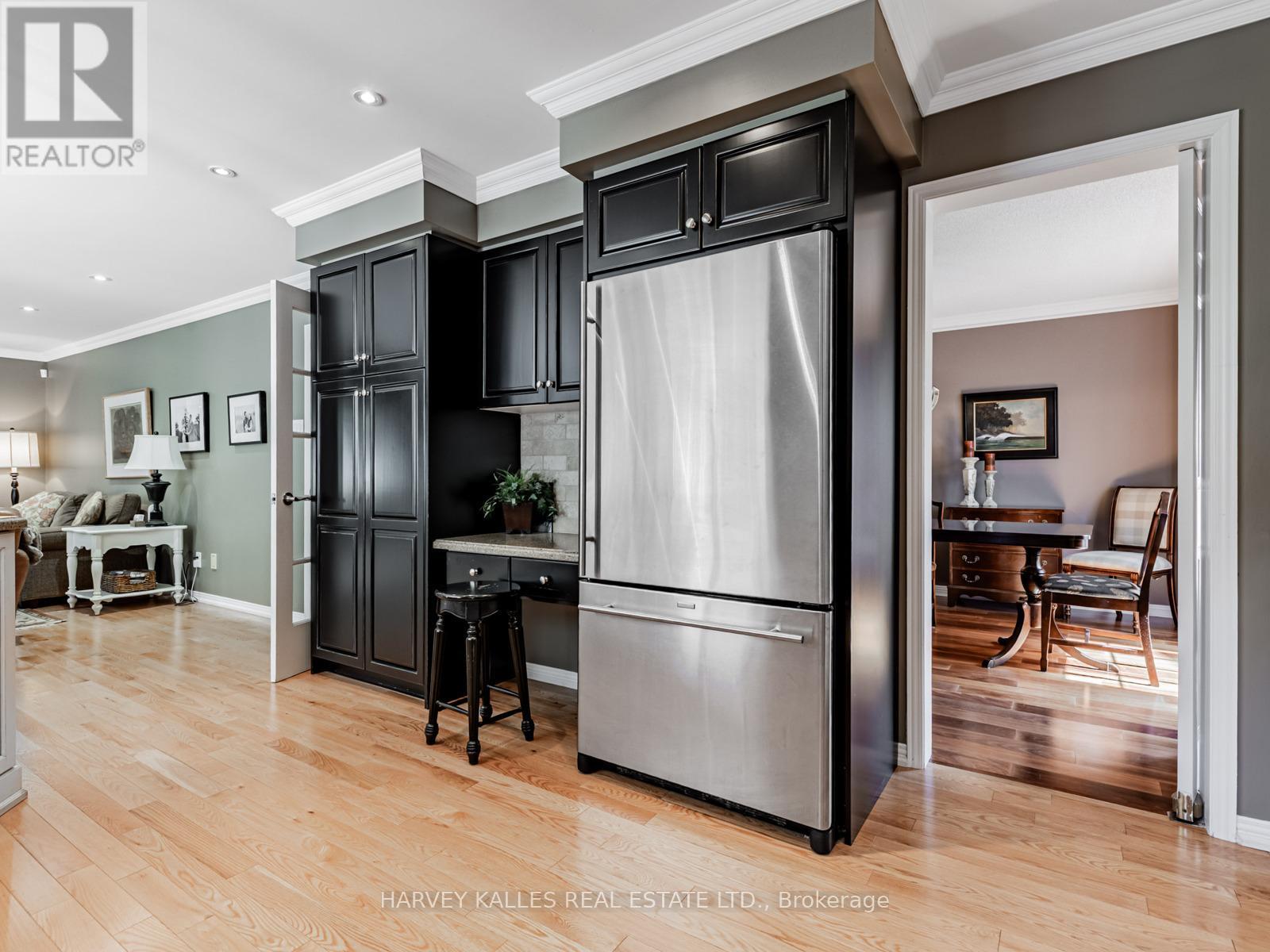 49 Rothean Drive, Whitby, Ontario  L1P 1L5 - Photo 9 - E12427593