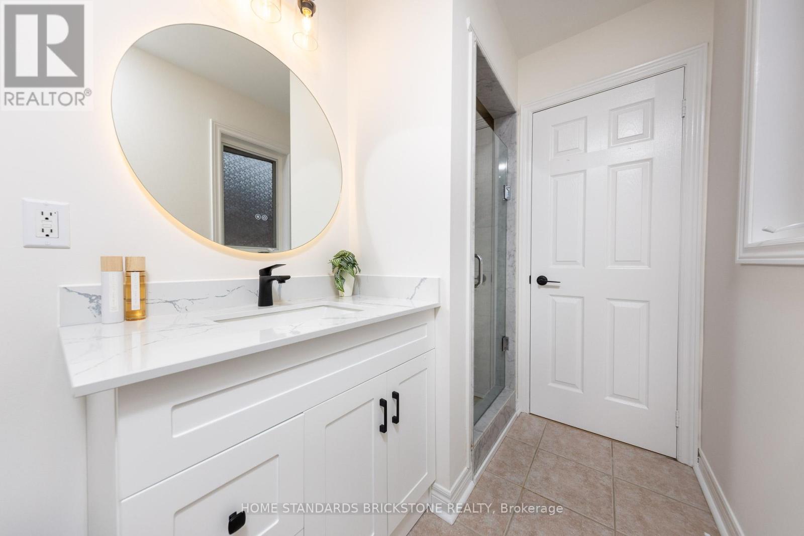 53 Ostick Street, Aurora, Ontario  L4G 7K4 - Photo 33 - N12423611