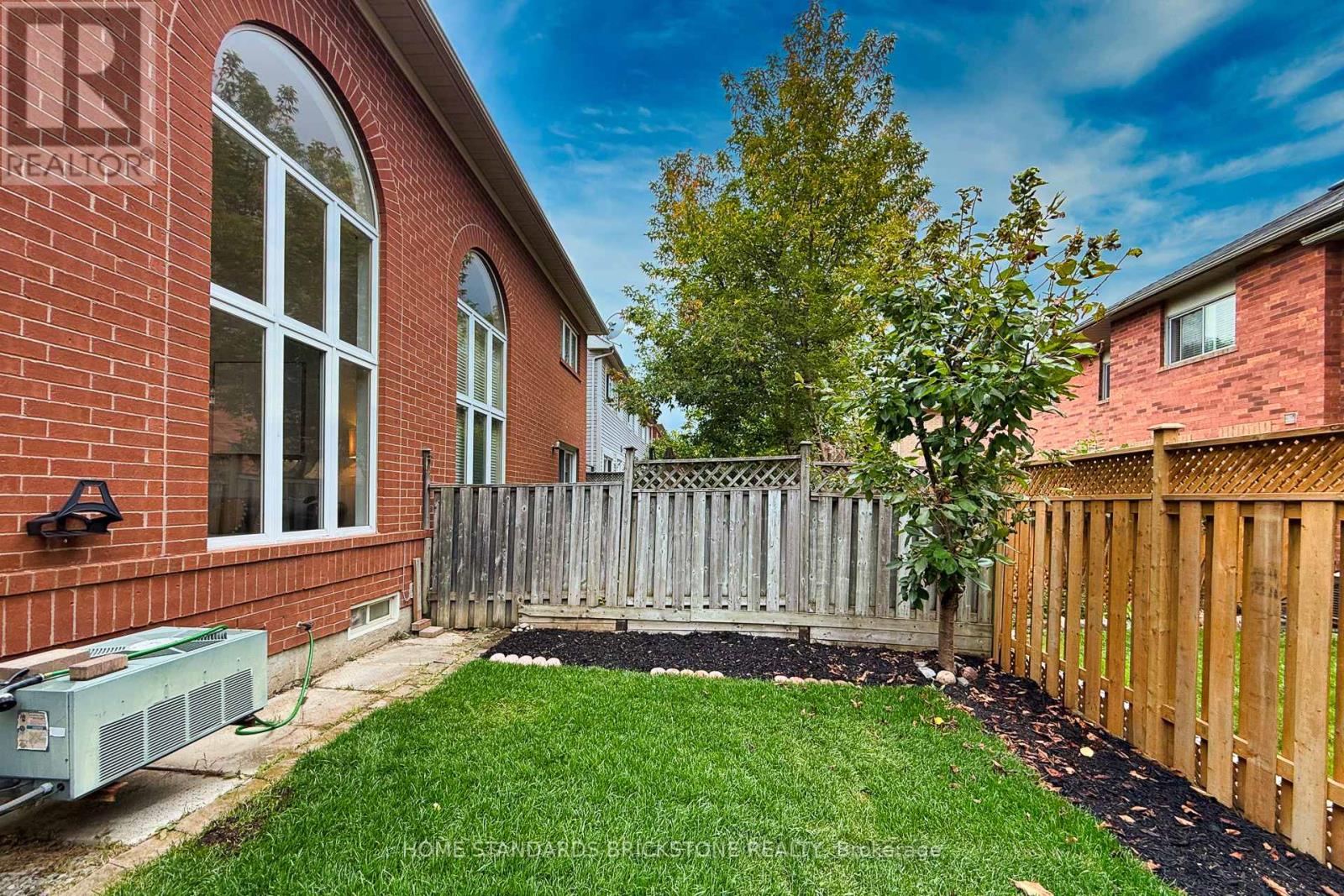 53 Ostick Street, Aurora, Ontario  L4G 7K4 - Photo 47 - N12423611