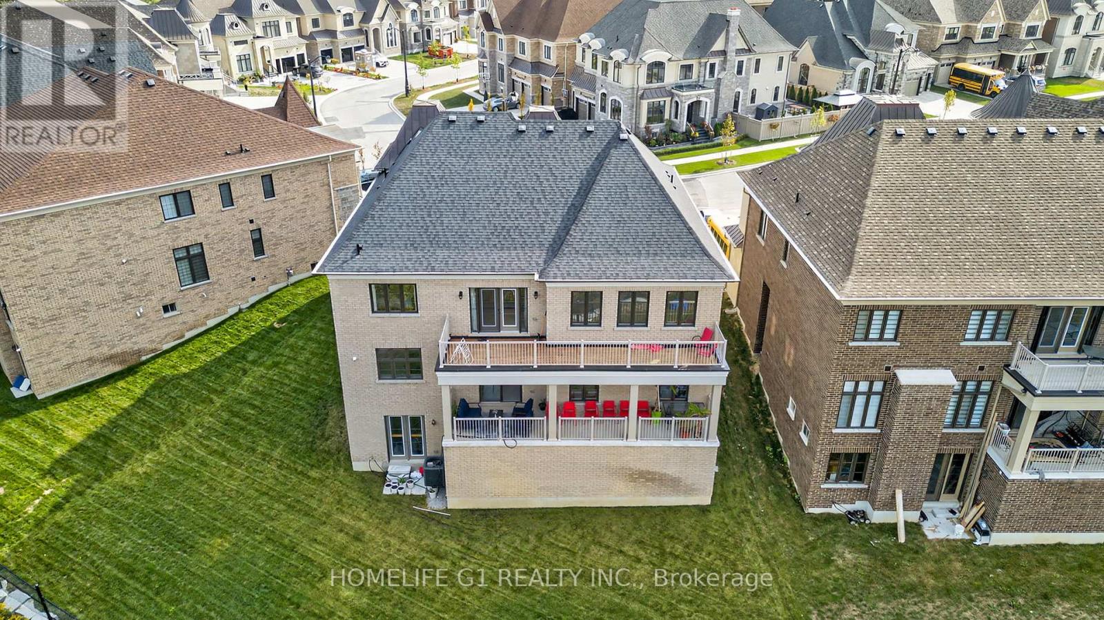 70 Appleyard Avenue, Vaughan, Ontario  L4H 4N3 - Photo 4 - N12427656