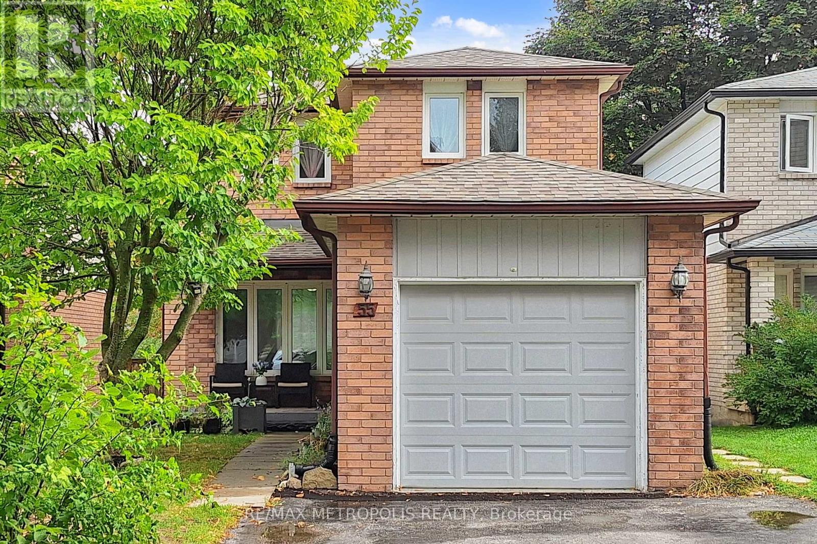 55 Garden Drive, Barrie, Ontario  L4N 5T8 - Photo 11 - S12427658