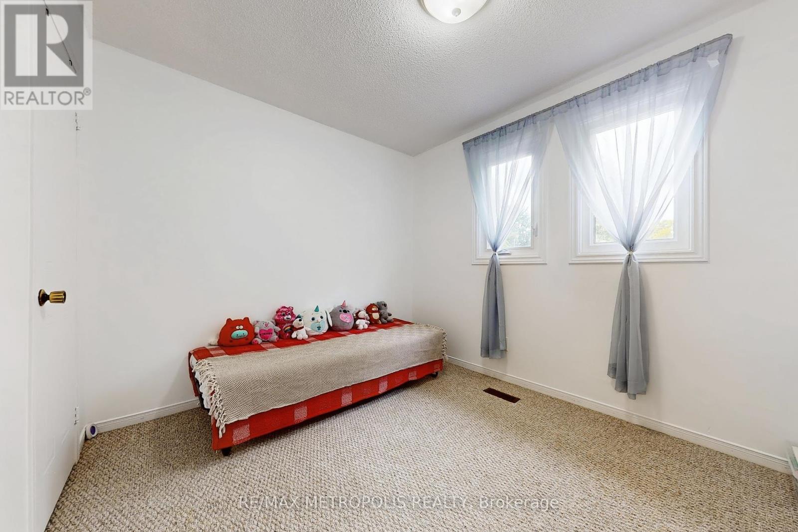 55 Garden Drive, Barrie, Ontario  L4N 5T8 - Photo 28 - S12427658
