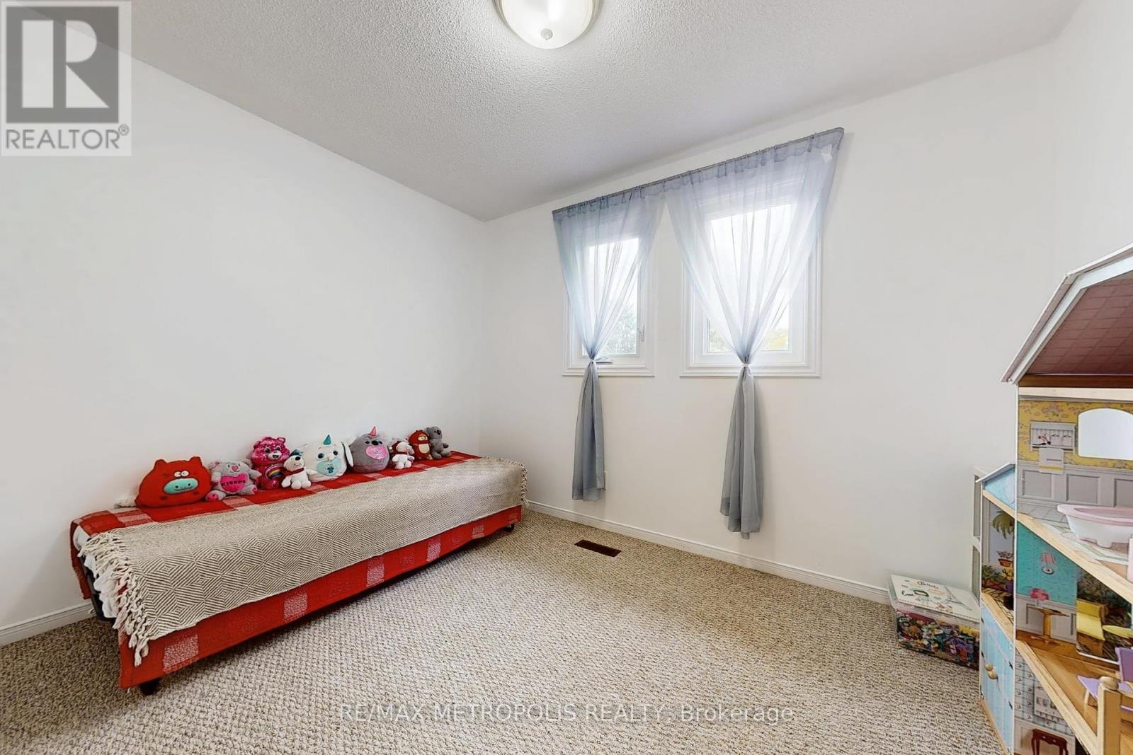 55 Garden Drive, Barrie, Ontario  L4N 5T8 - Photo 29 - S12427658