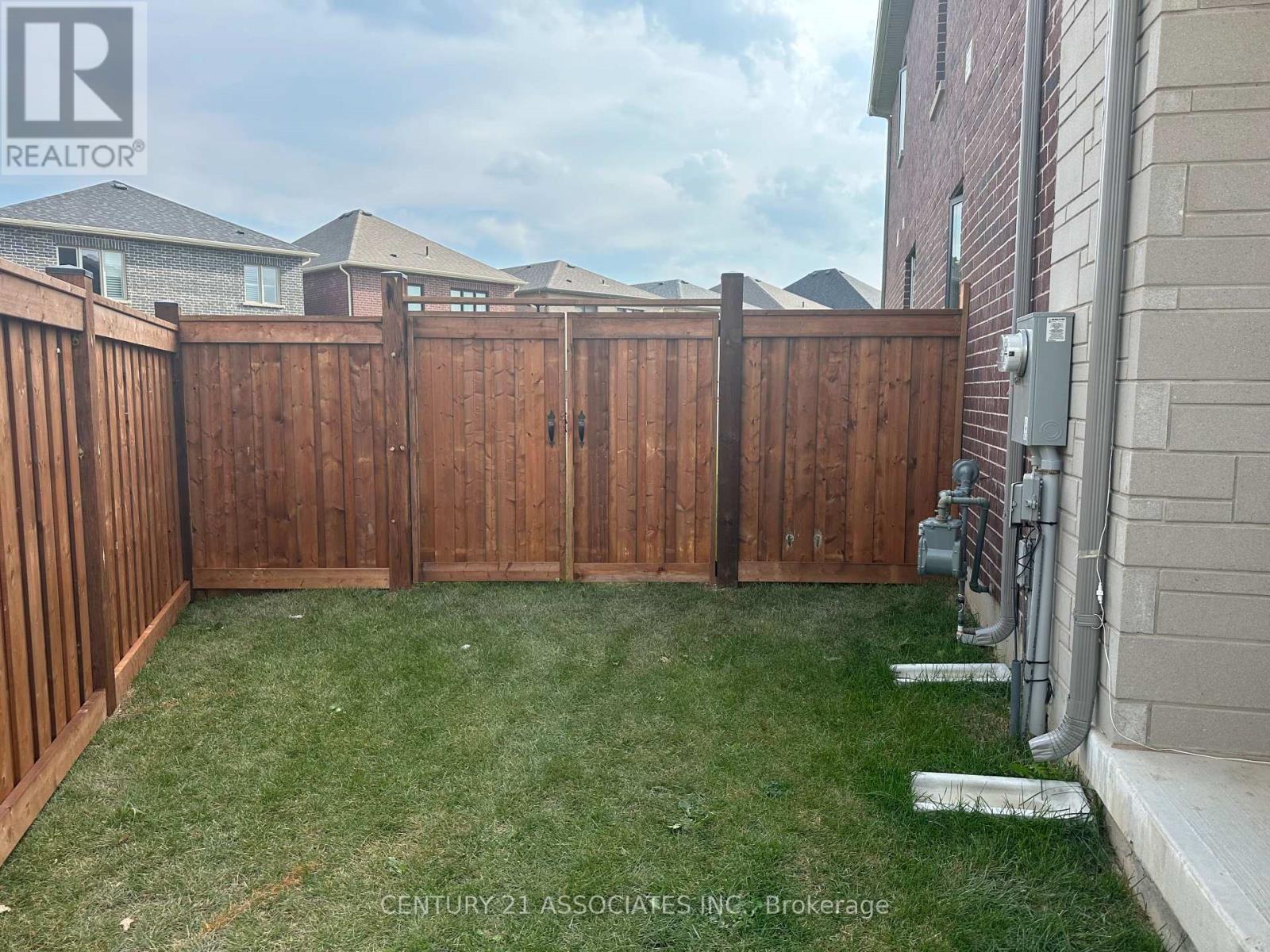1796 Thames Circle, Milton, Ontario  L9E 1Y9 - Photo 44 - W12398430