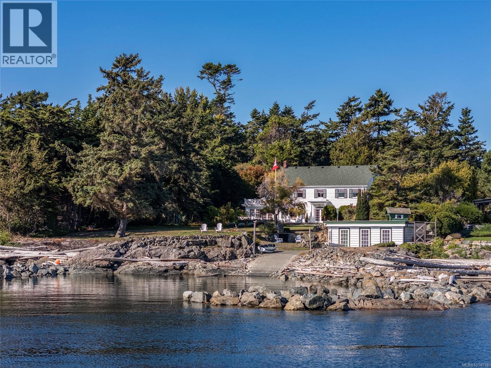 3045 McAnally Rd, Saanich, British Columbia