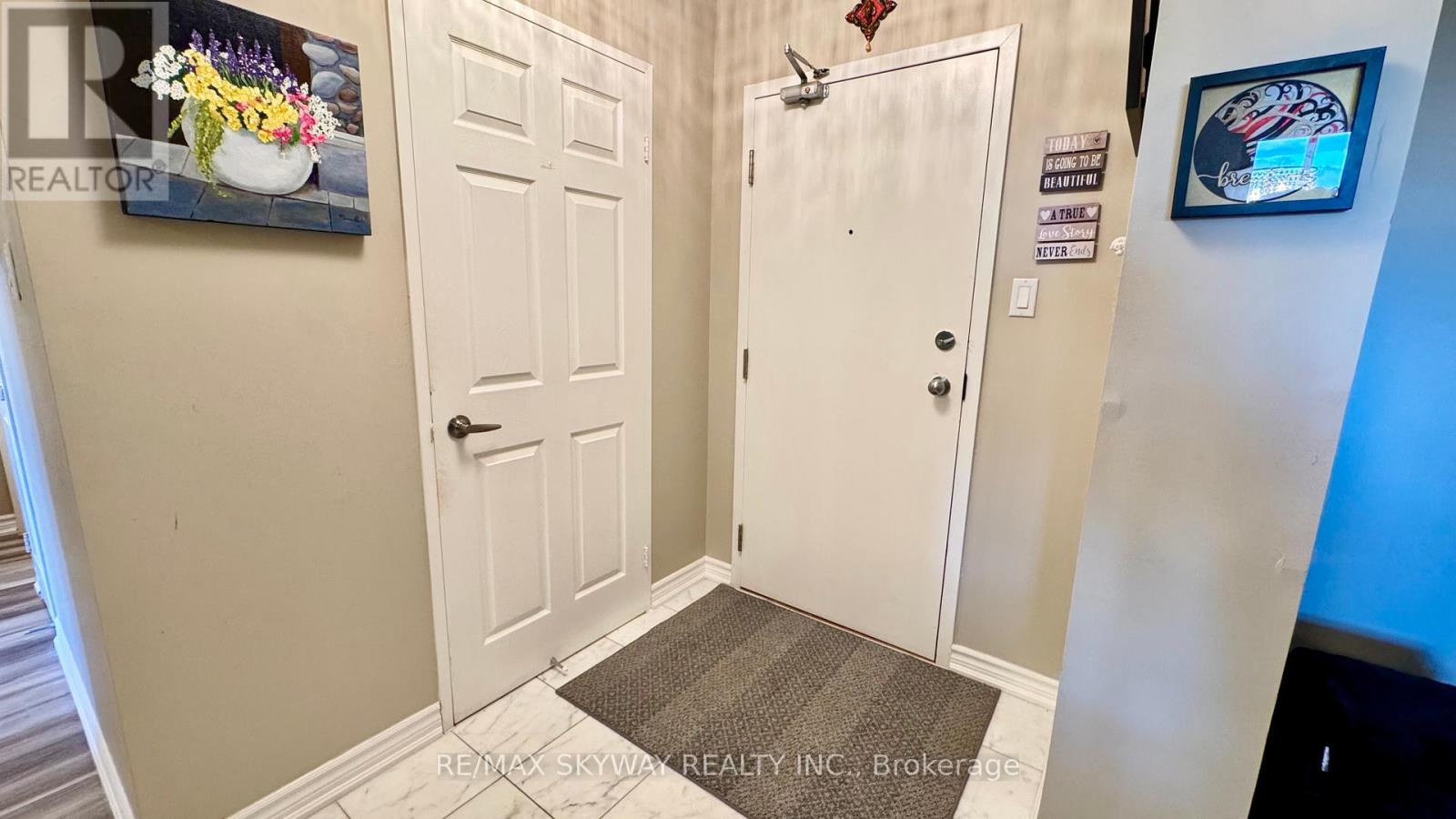 909 - 30 Malta Avenue, Brampton, Ontario  L6Y 4S5 - Photo 2 - W12427653