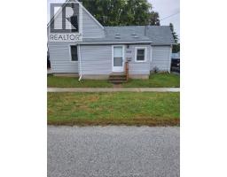 220 Queen Street, Wallaceburg, Ca