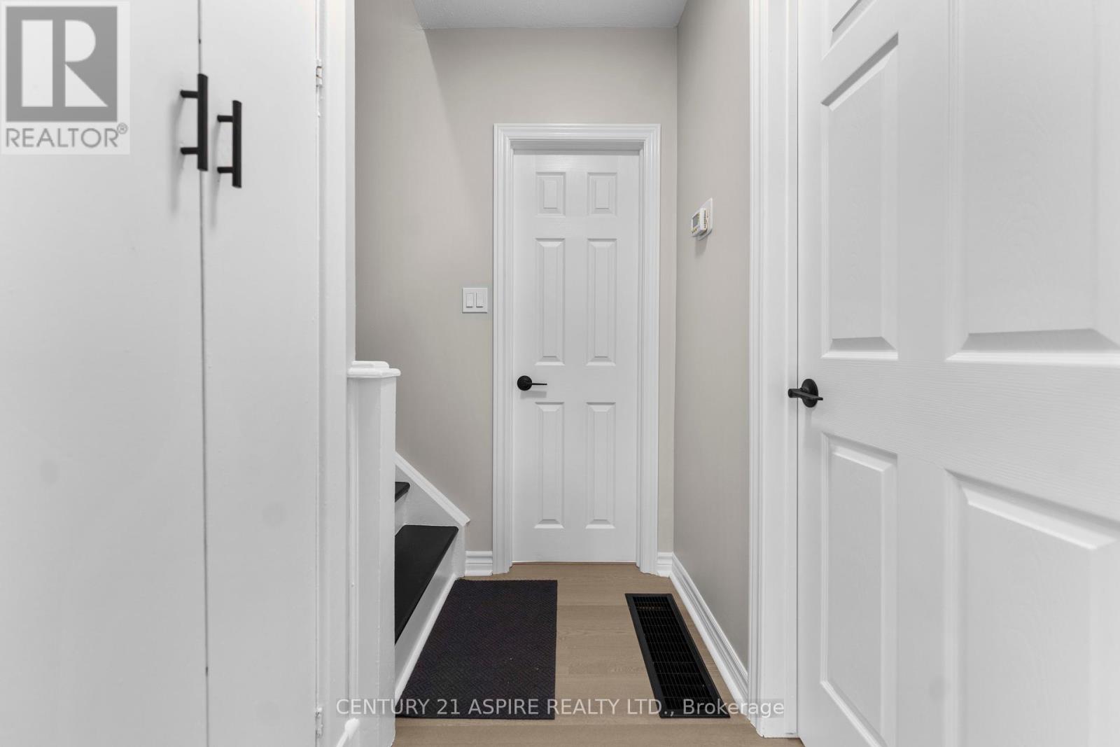 332 Alfred Street, Pembroke, Ontario  K8A 3A8 - Photo 13 - X12427672