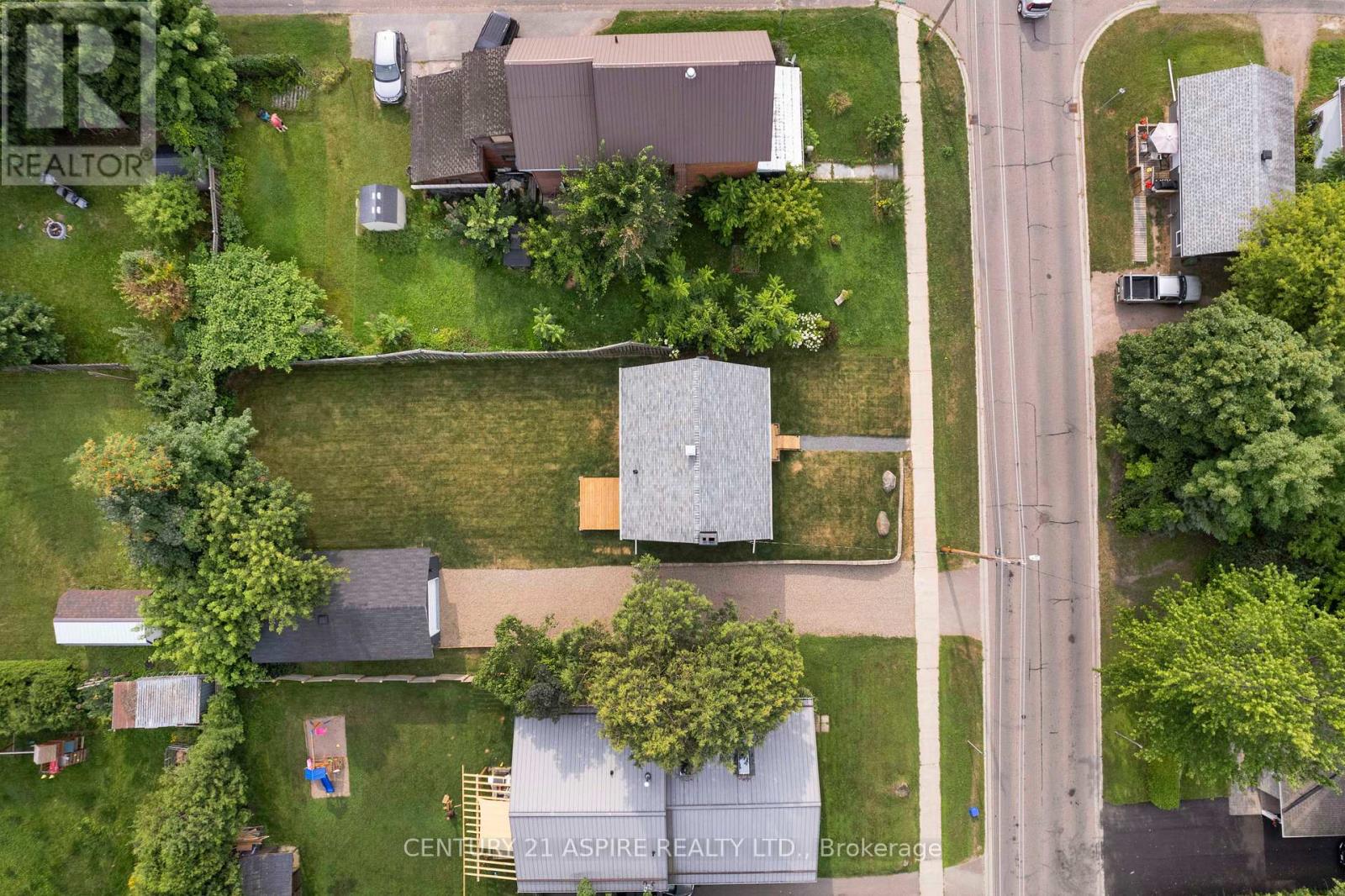 332 Alfred Street, Pembroke, Ontario  K8A 3A8 - Photo 2 - X12427672