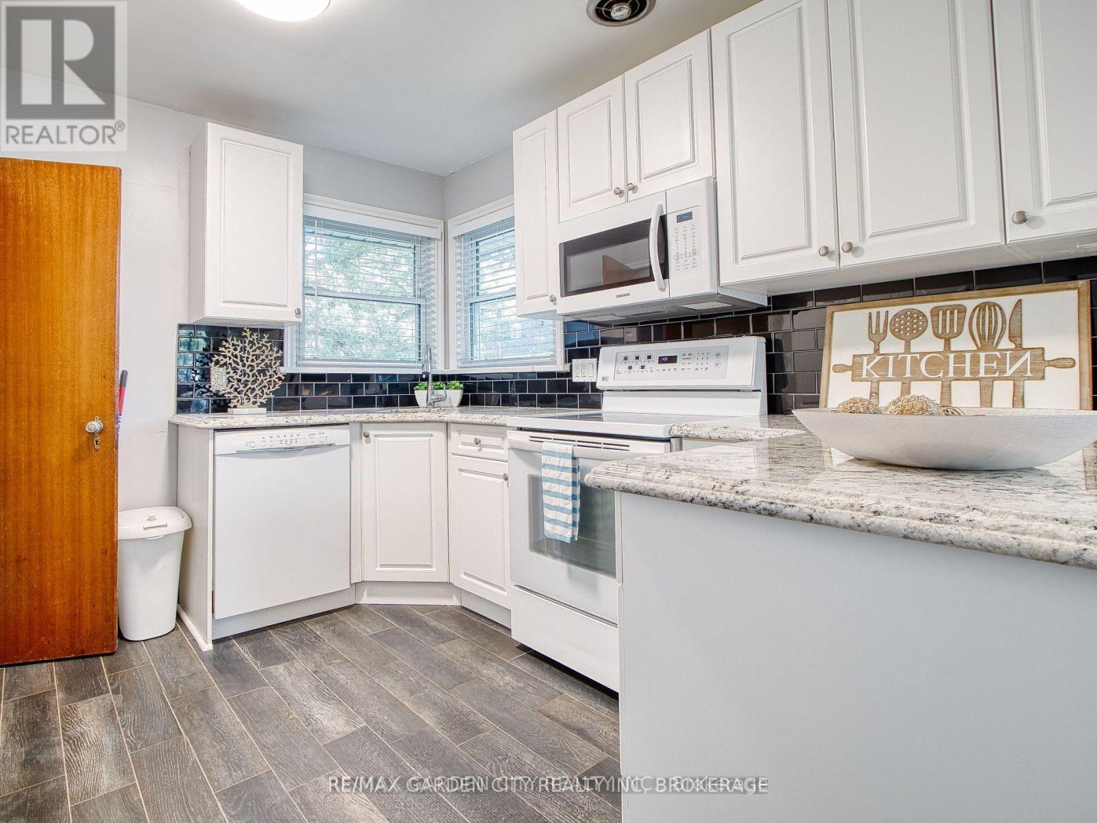 101 Masterson Avenue, St. Catharines, Ontario  L2T 3P8 - Photo 9 - X12427702