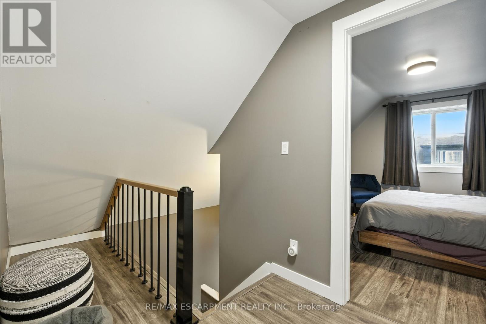 85 Crosthwaite Avenue N, Hamilton, Ontario  L8H 4V3 - Photo 24 - X12427643