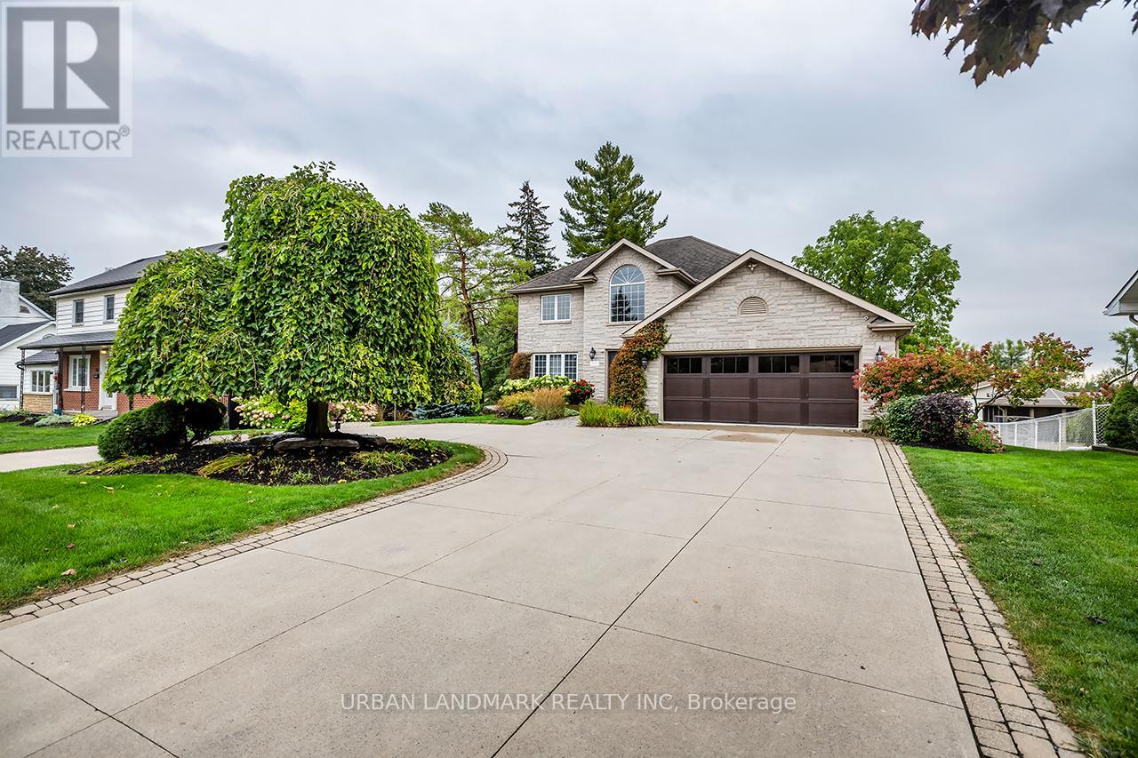 161 Maria Street, Peterborough, Ontario  K9H 1B8 - Photo 3 - X12427648