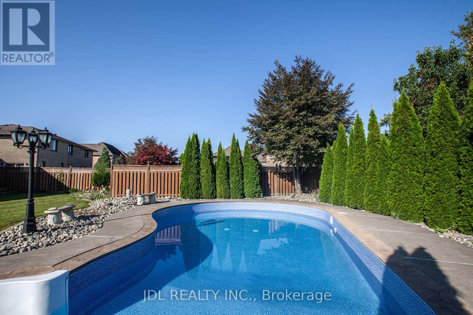 12356 Charlene Lane, Tecumseh, Ontario  N9K 1B1 - Photo 14 - X12427660