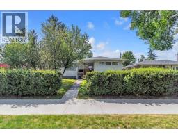 2619 37 Street SW Glendale