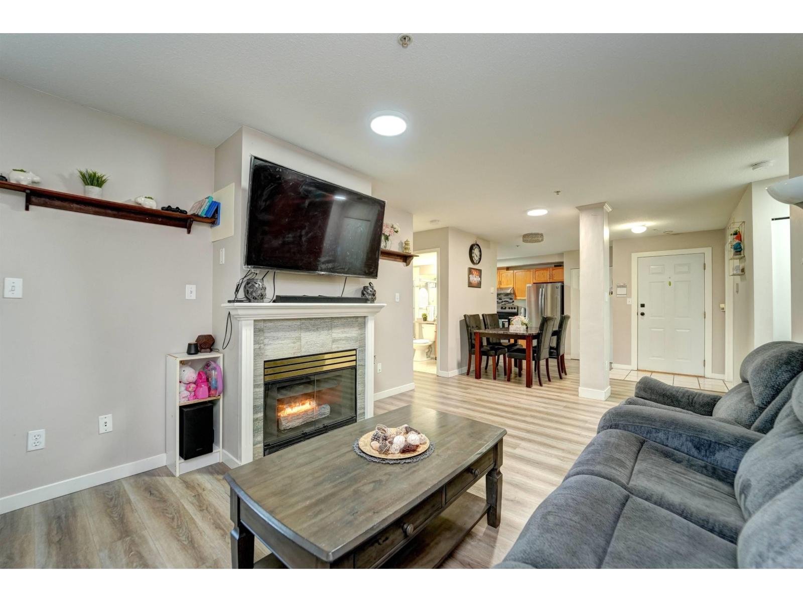 116 2964 Trethewey Street, Abbotsford, British Columbia  V2T 6P4 - Photo 8 - R3051913