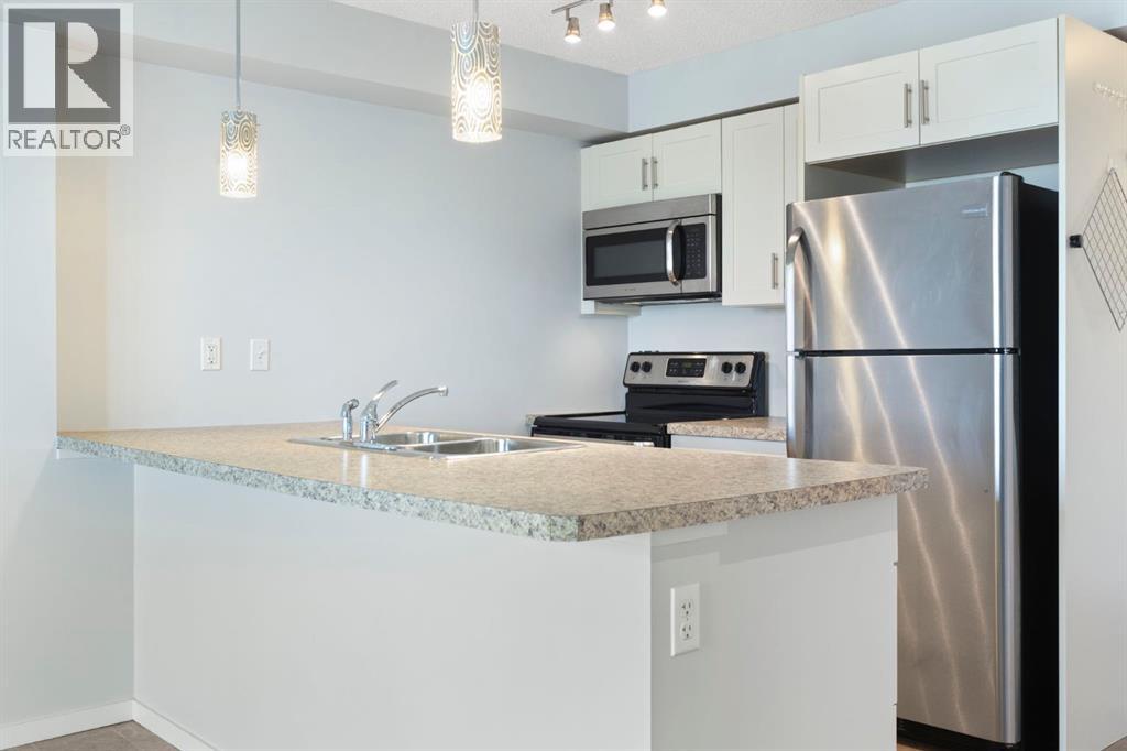 3303, 279 Copperpond Common Se, Calgary, Alberta  T2Z 1J6 - Photo 5 - A2253591