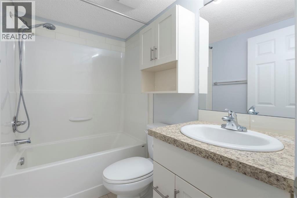 3303, 279 Copperpond Common Se, Calgary, Alberta  T2Z 1J6 - Photo 21 - A2253591