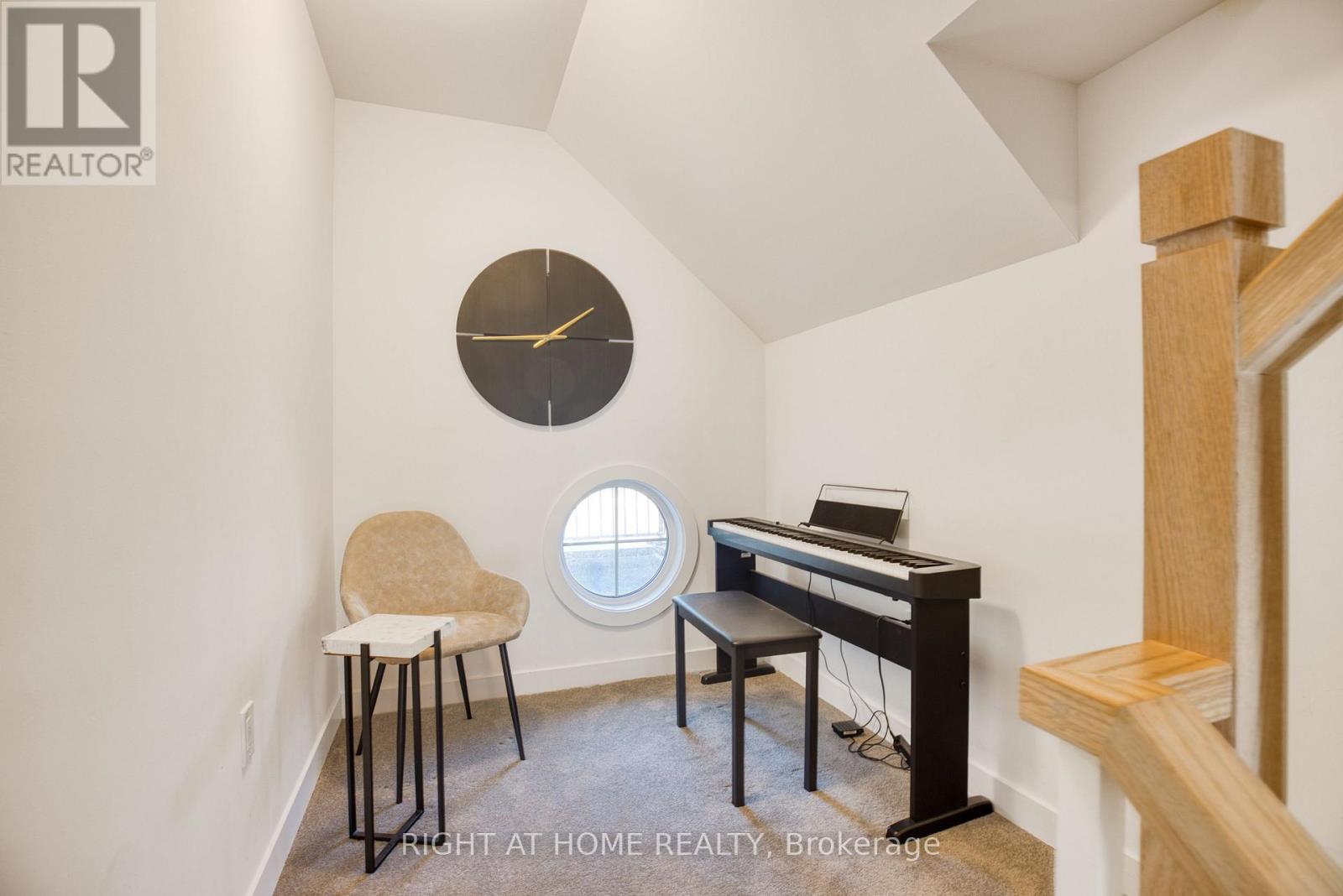 21 Lyall Stokes Circle, East Gwillimbury, Ontario  L0G 1M0 - Photo 20 - N12425282