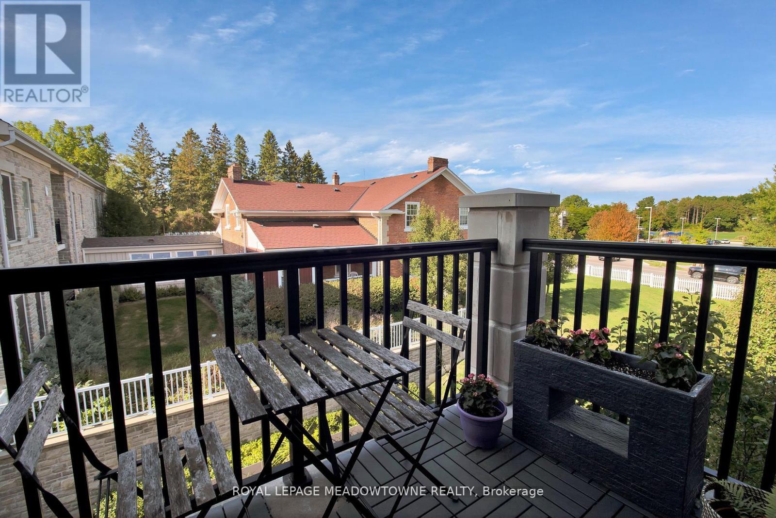 301 - 10360 Islington Avenue, Vaughan (Kleinburg), Ontario  L0J 1C0 - Photo 24 - N12427621