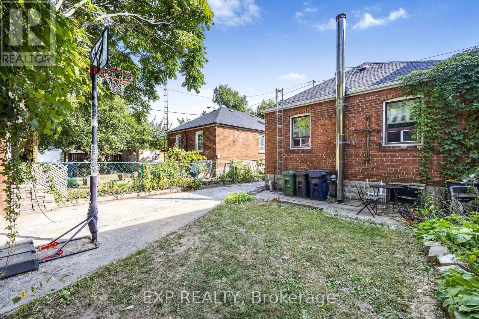 378 O'connor Drive, Toronto, Ontario  M4J 2V7 - Photo 23 - E12427686
