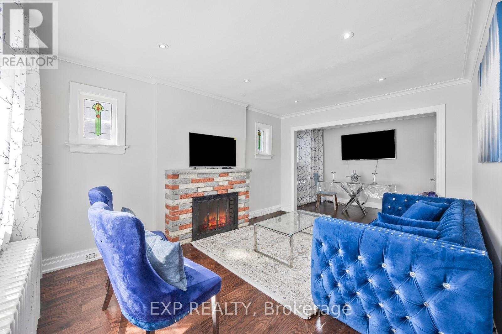 378 O'connor Drive, Toronto, Ontario  M4J 2V7 - Photo 7 - E12427686