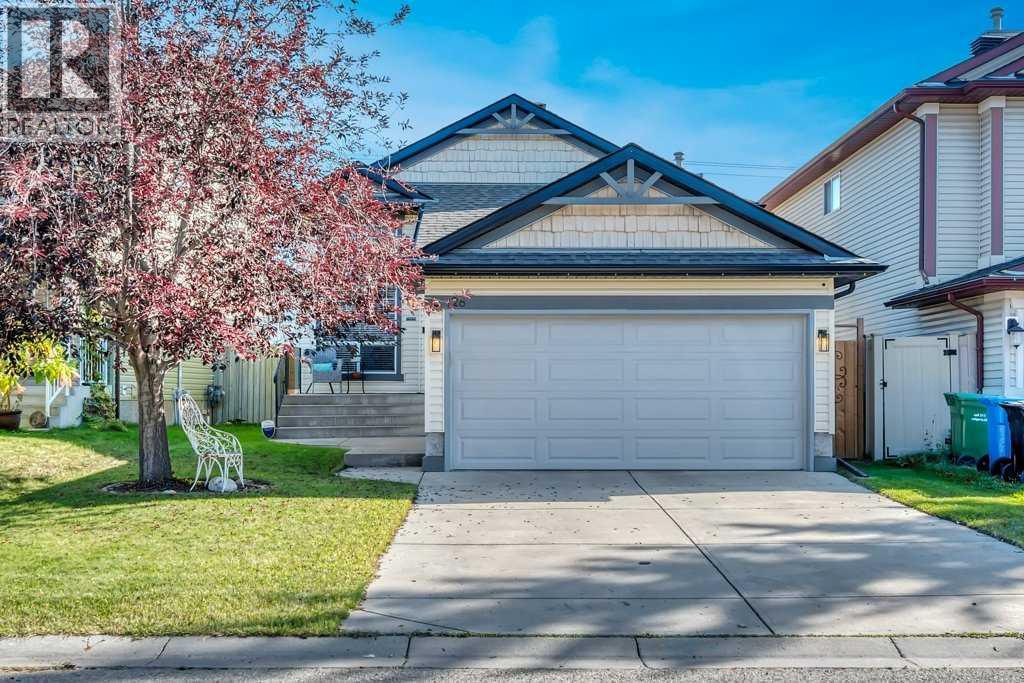 128 Chapalina Crescent SE, Calgary, Alberta