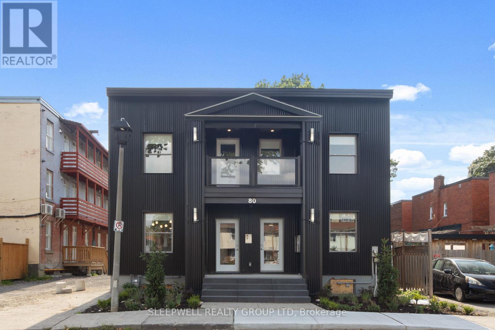 80 NELSON STREET, Ottawa, Ontario