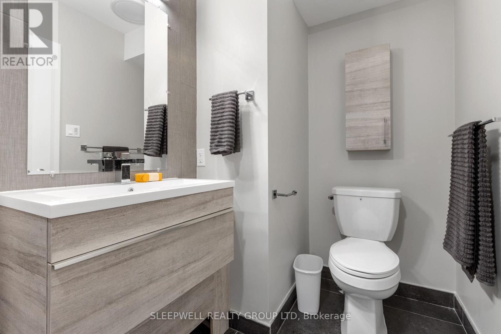 80 Nelson Street, Ottawa, Ontario  K1N 7R3 - Photo 10 - X12427704