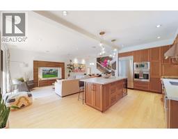 20 555 Raven Woods Drive, North Vancouver, Ca