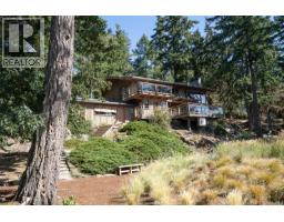 124 Margaret Ave Salt Spring, Salt Spring, Ca