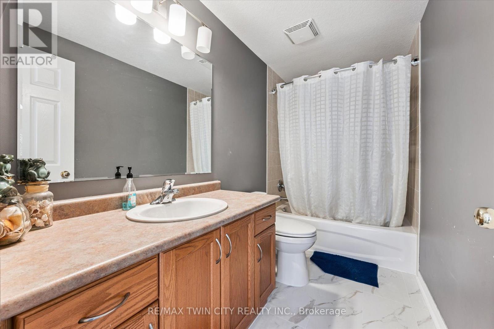 E29 - 110 Activa Avenue, Kitchener, Ontario  N2E 3T3 - Photo 30 - X12427663