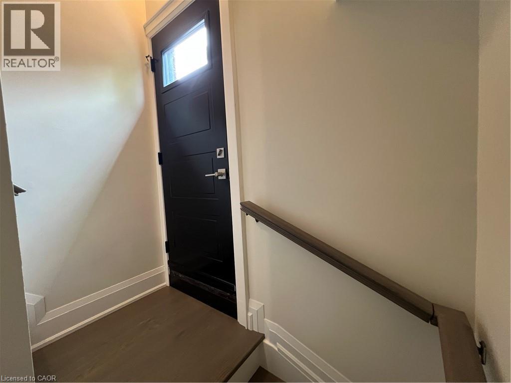 142 South Bend Road E, Hamilton, Ontario  L9A 2B6 - Photo 34 - 40768176