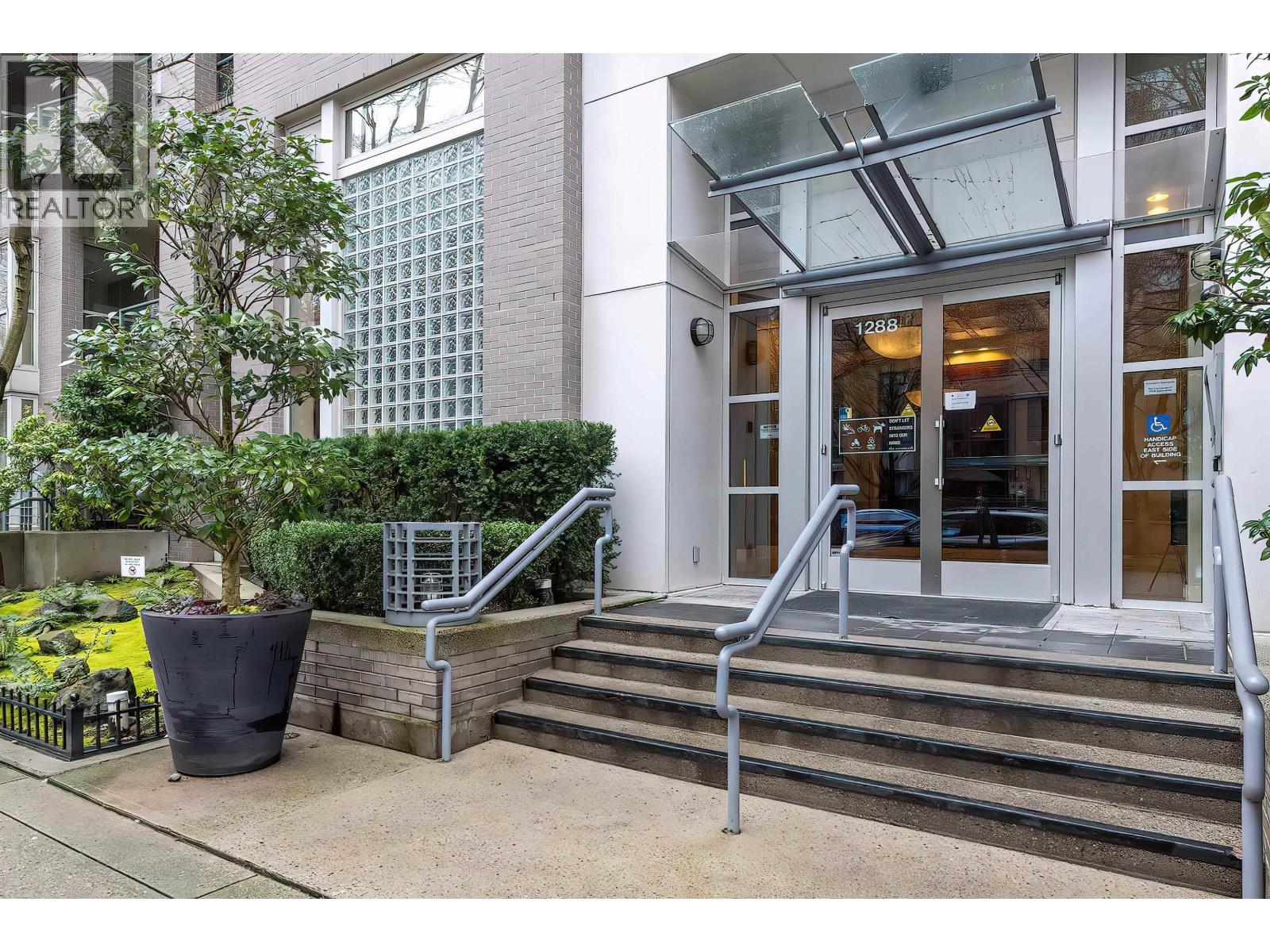 606 1288 Marinaside Crescent, Vancouver, British Columbia  V6Z 2W5 - Photo 34 - R3051559