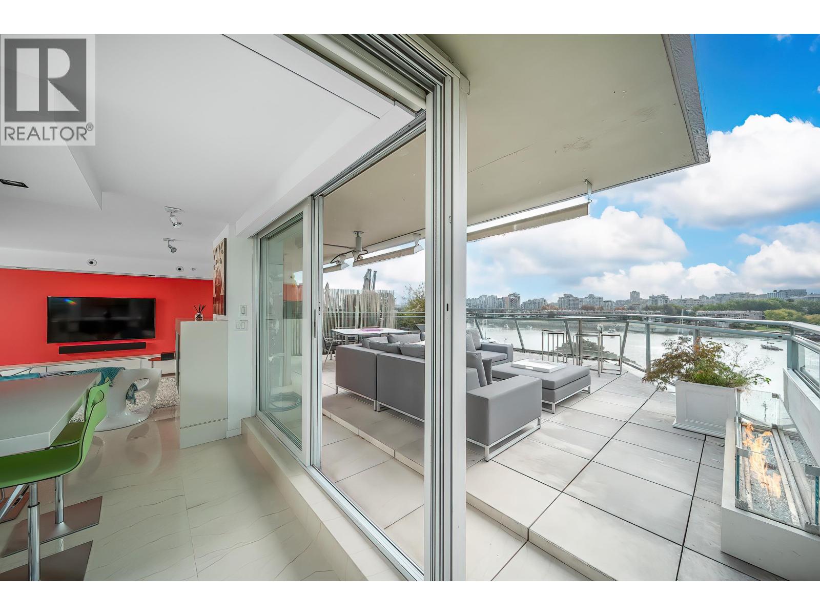 606 1288 Marinaside Crescent, Vancouver, British Columbia  V6Z 2W5 - Photo 30 - R3051559