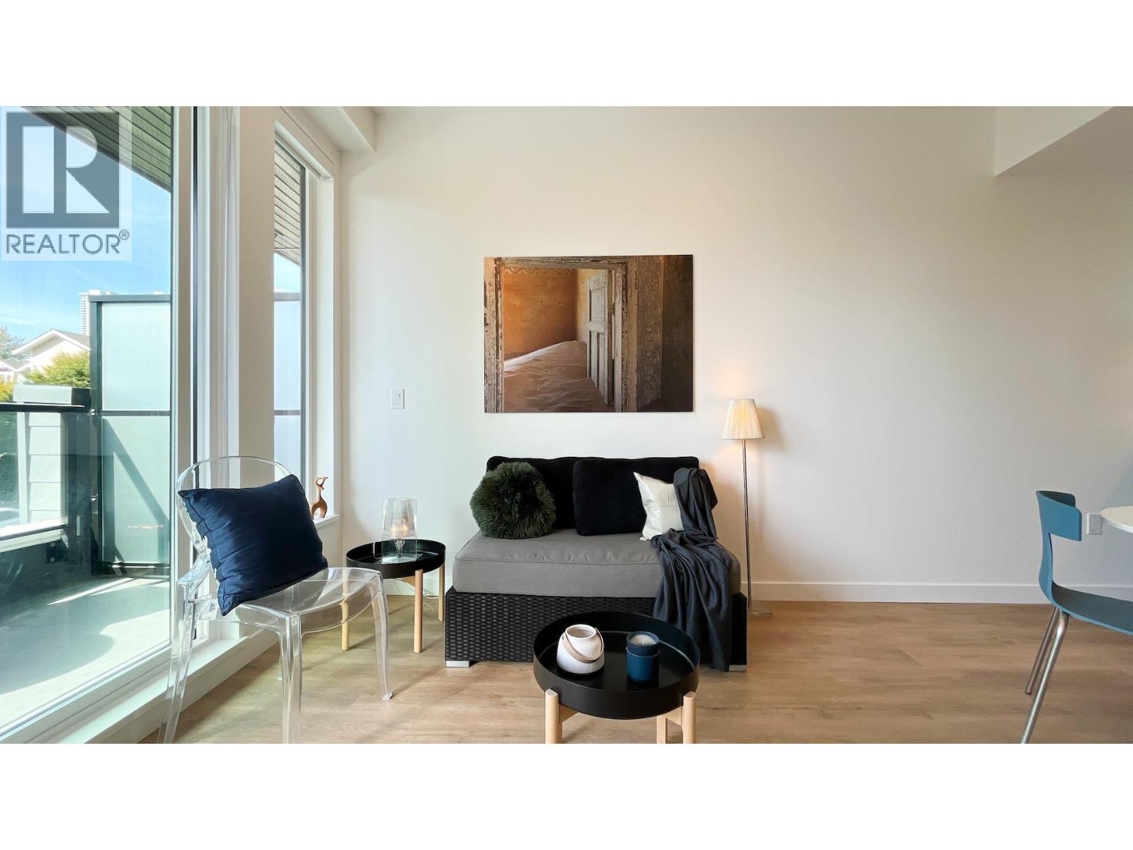 203 375 Clayton Street, Coquitlam, British Columbia  V3K 0J9 - Photo 2 - R3051476