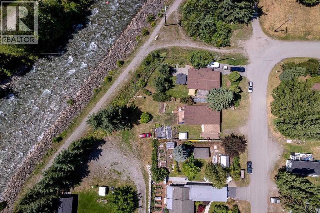 243 E Avenue, Kaslo, British Columbia  V0G 1M0 - Photo 40 - 10354941