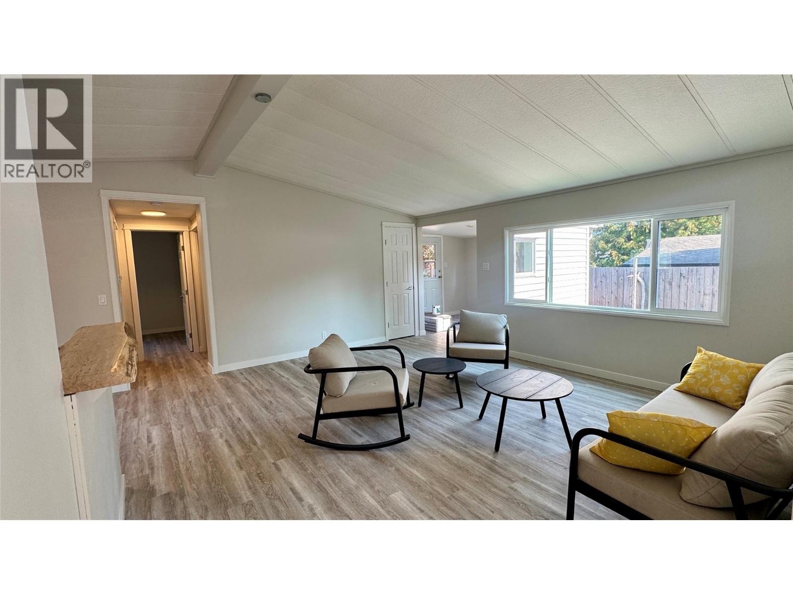 243 E Avenue, Kaslo, British Columbia  V0G 1M0 - Photo 10 - 10354941