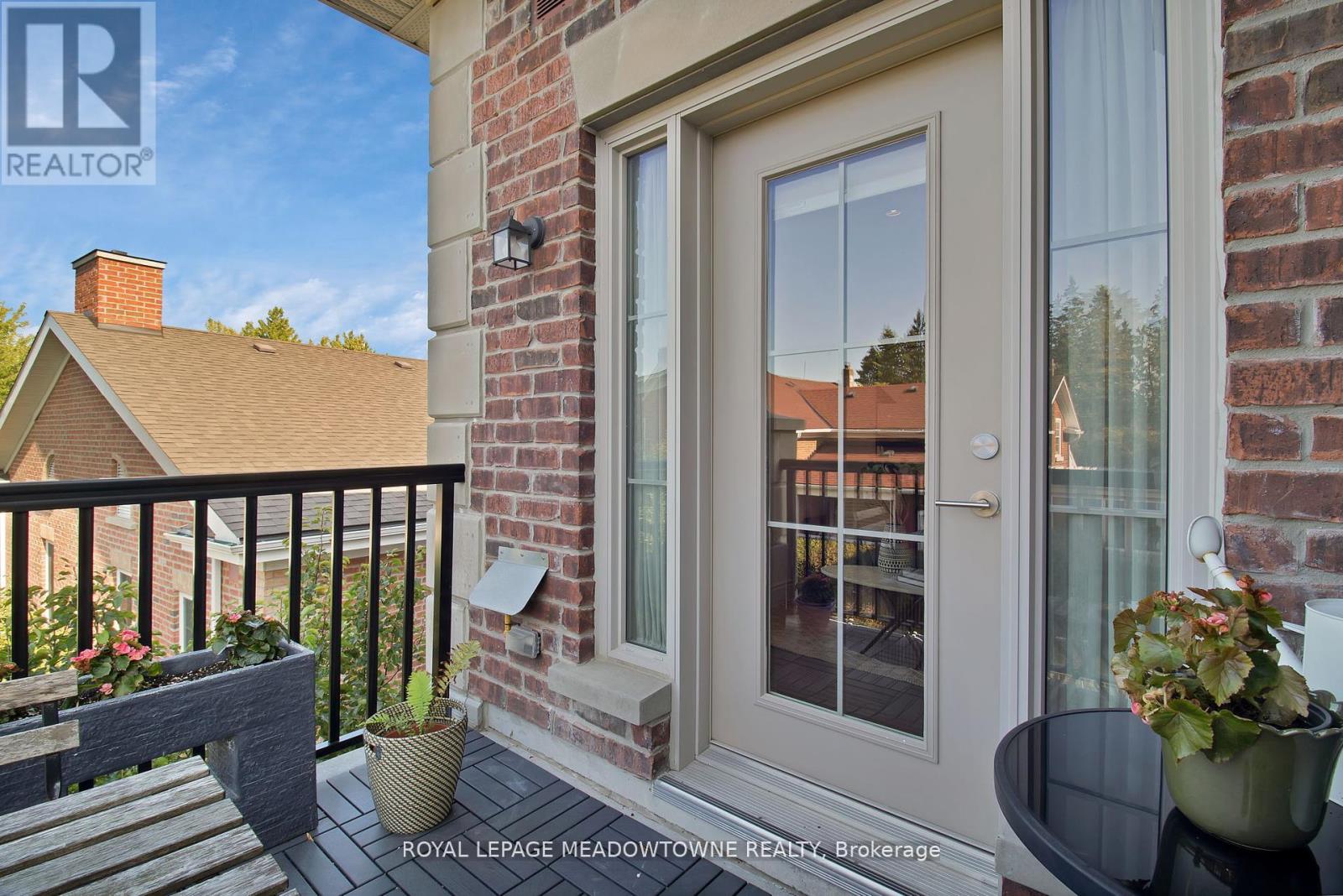 301 - 10360 Islington Avenue, Vaughan (Kleinburg), Ontario  L0J 1C0 - Photo 22 - N12427621