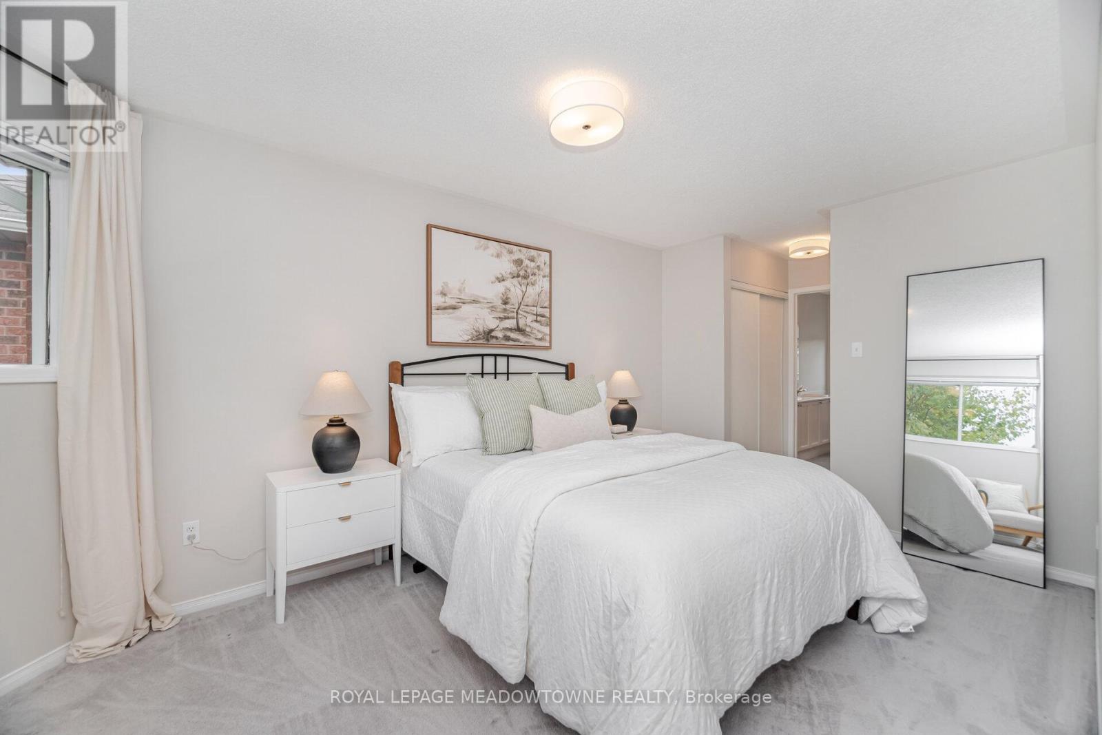 33 Harrop Avenue, Halton Hills, Ontario  L7G 5R4 - Photo 26 - W12427706