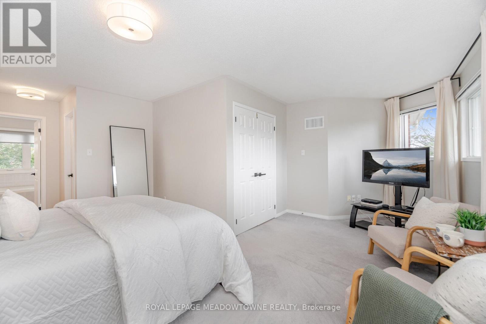 33 Harrop Avenue, Halton Hills, Ontario  L7G 5R4 - Photo 27 - W12427706