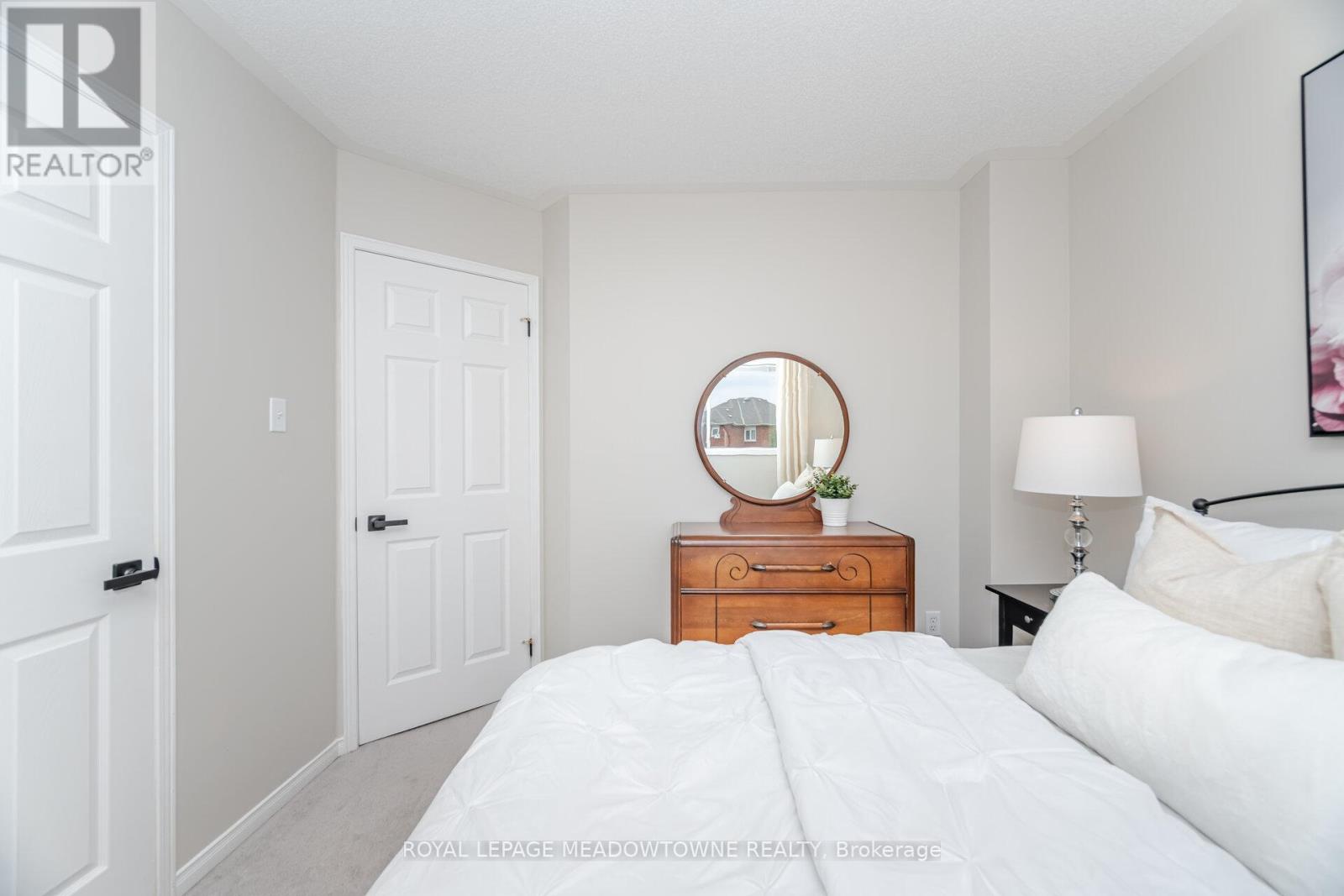 33 Harrop Avenue, Halton Hills, Ontario  L7G 5R4 - Photo 36 - W12427706