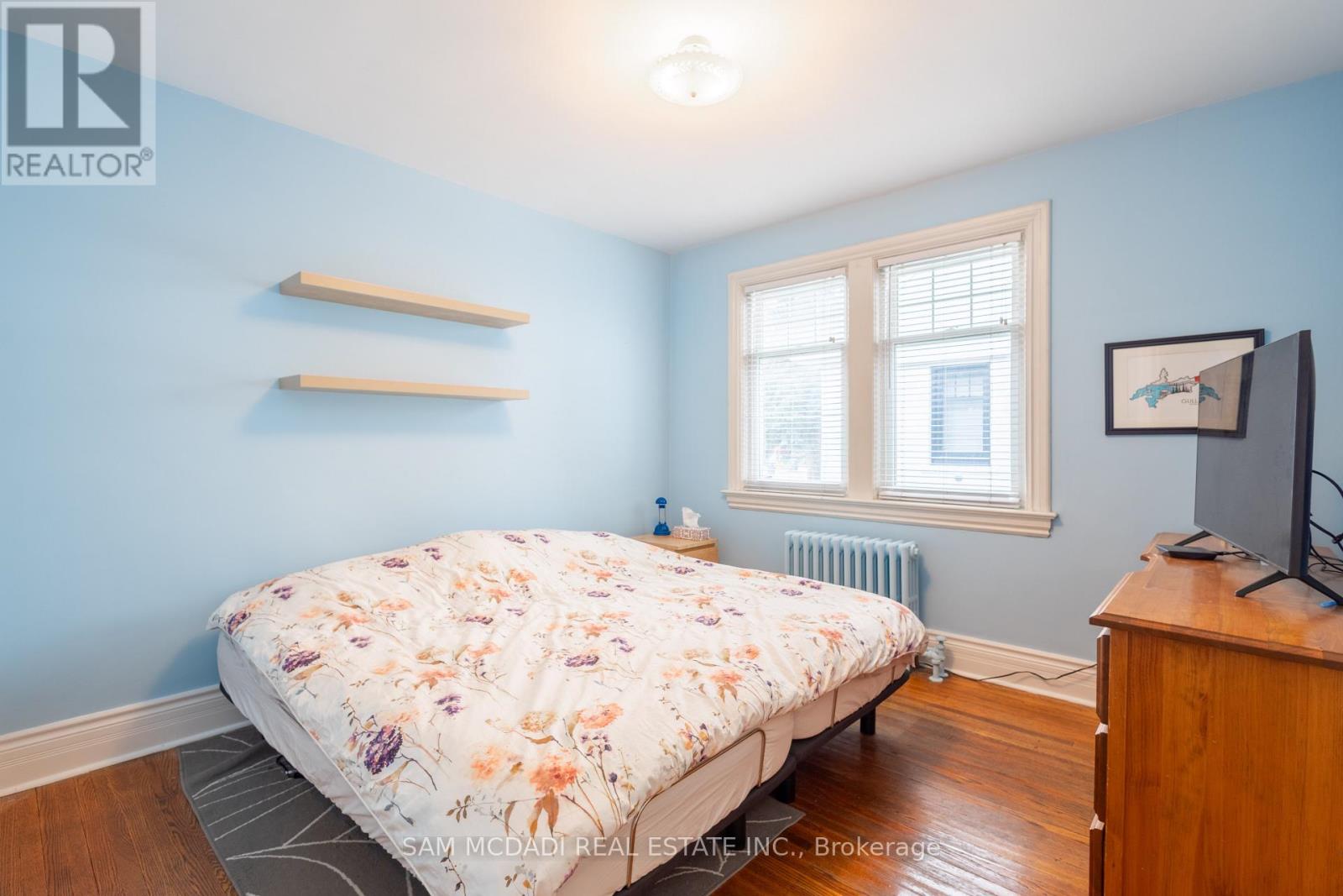 11 Brant Avenue, Mississauga, Ontario  L5G 3N9 - Photo 15 - W12427723