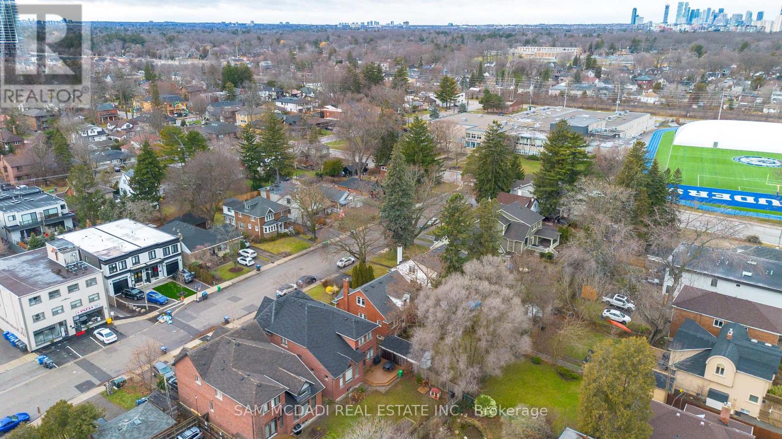 11 Brant Avenue, Mississauga, Ontario  L5G 3N9 - Photo 33 - W12427723