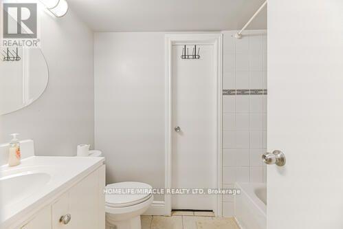 6 Beechwood Crescent, Brampton, Ontario  L6T 1Y1 - Photo 25 - W12427726