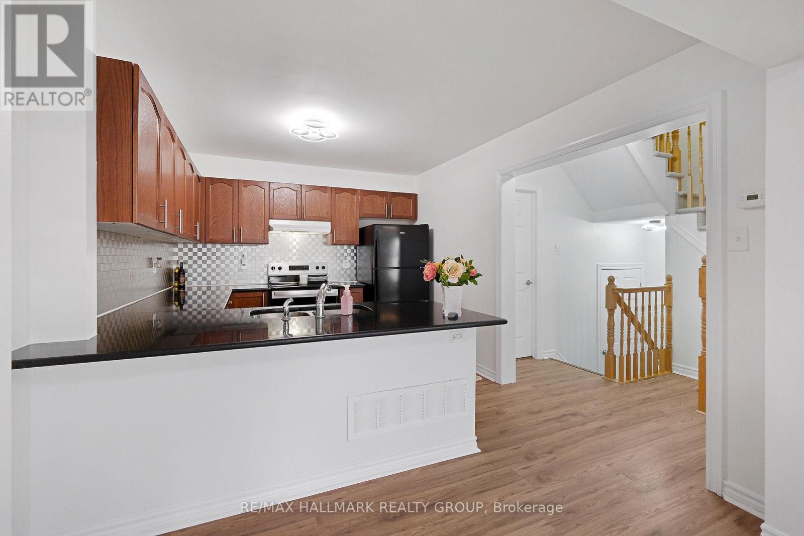 2325 Blue Aster Street, Ottawa, Ontario  K2J 0X5 - Photo 10 - X12427749