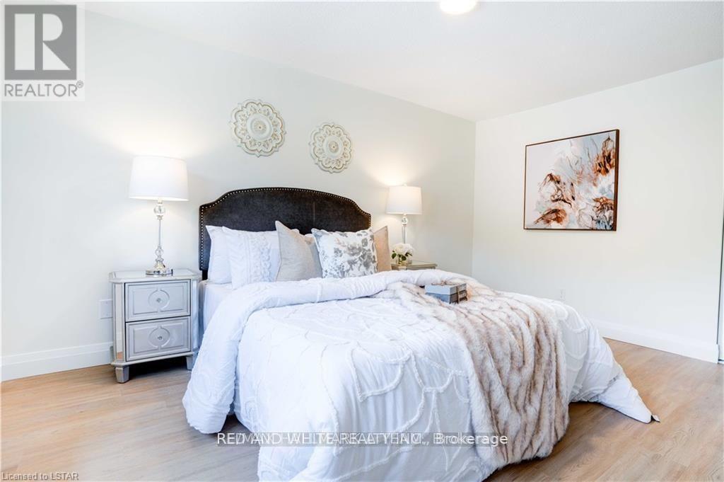 Unit-54 - 355 Sandringham Crescent, London South, Ontario  N6C 5K3 - Photo 17 - X12427707