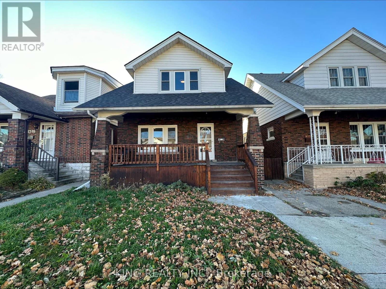 MAIN - 1243 BRUCE AVENUE, Windsor, Ontario